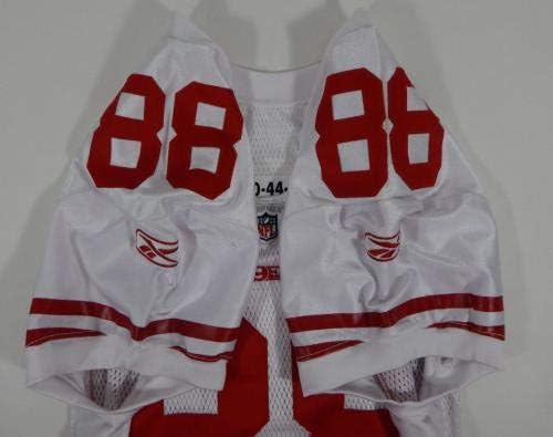 2010-ben a San Francisco 49ers 88 Játék Kiadott Fehér Jersey DP06161 - Aláíratlan NFL Játék Használt Mezek